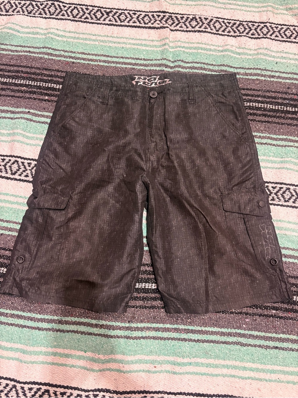 No Fear Men’s Charcoal Black Cargo Shorts